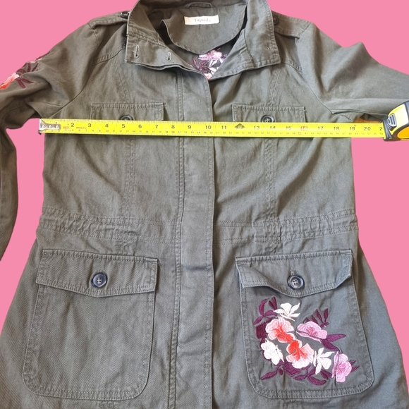 Liquid X Embroidered Floral & Tiger Khaki Green Utility Jacket - Picture 6 of 11
